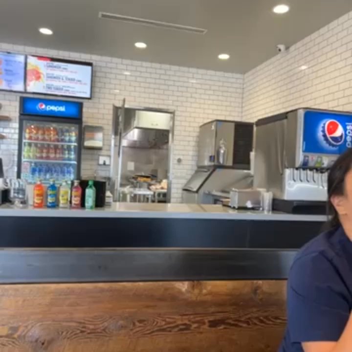 Holdaak Fried Chicken - What's up with this audio while we're trying eat - Chicken Shop Near Me - Paramount, California