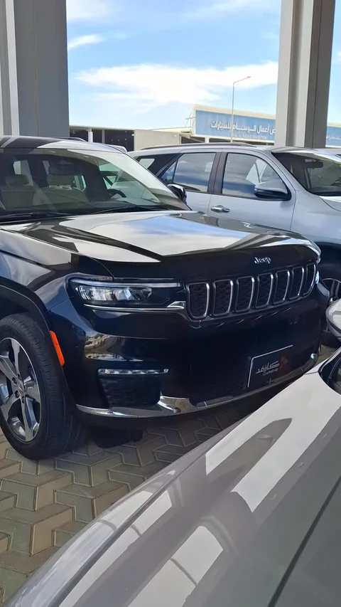 JEEP Grand Cherokee LIMTED 2023