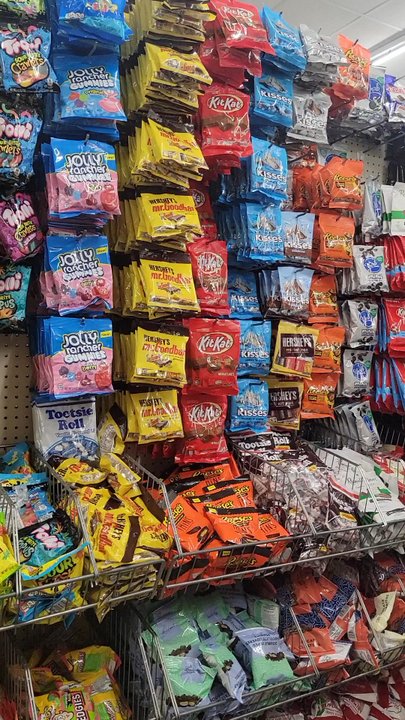 Dollar Tree - Discount Store Near Me - Southern Pines, North Carolina