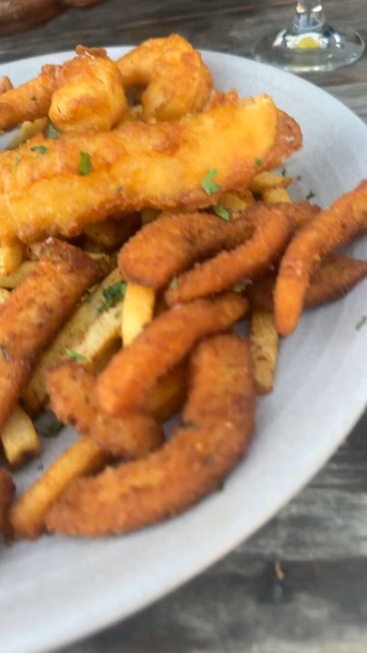 Ketch Brewing - Seafood combo  Buffalo wings Potato skins - Breweries Near Me - San Diego, California