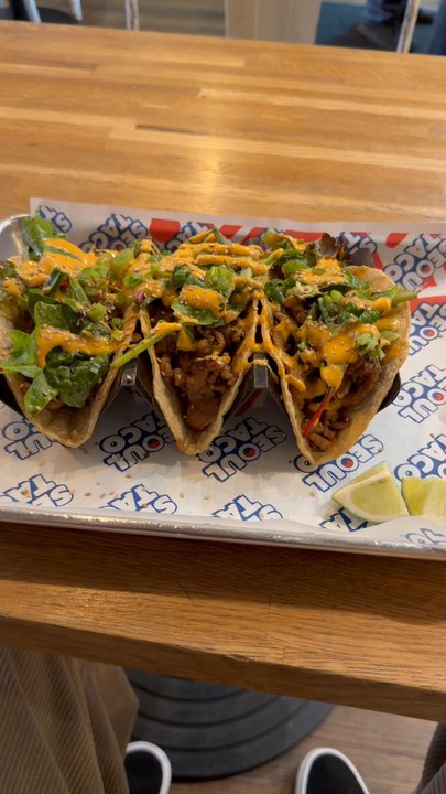 Seoul Taco - Inside - Korean Near Me - Chicago, Illinois