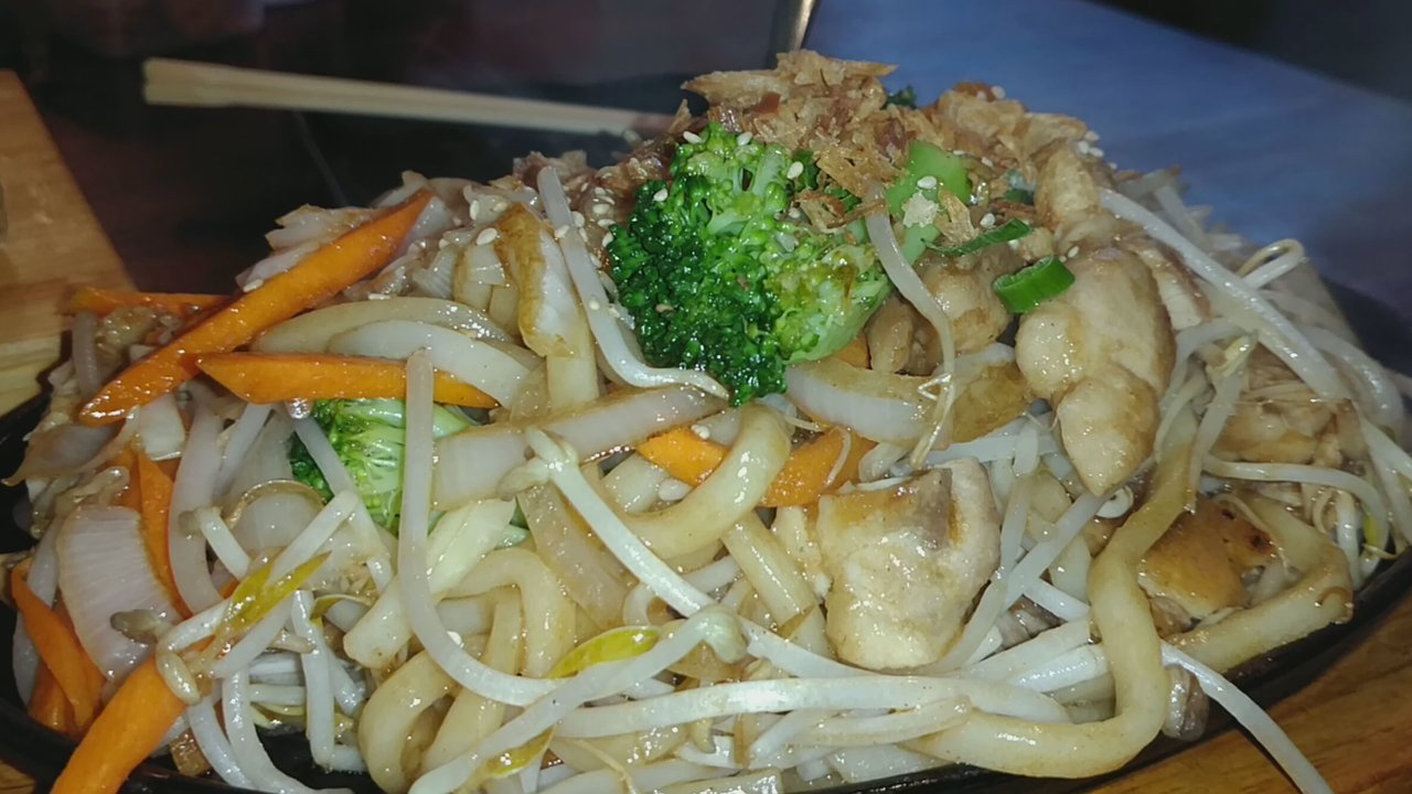 Sushi 7 - Yaki-Udon. - Sushi Bars Near Me - Vancouver, British Columbia
