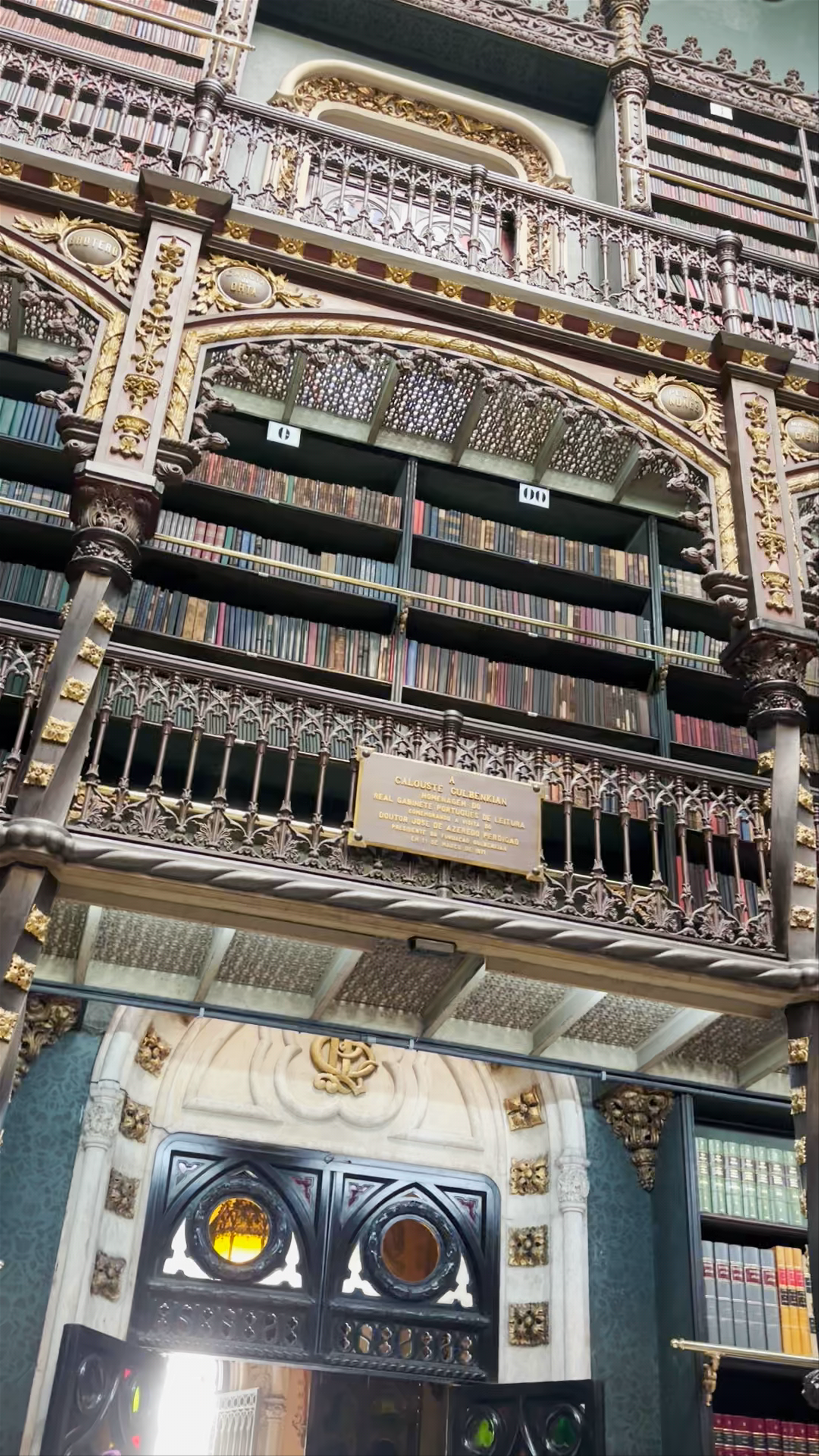 Real Gabinete Português de Leitura - Rua Luís de Camões - Centro