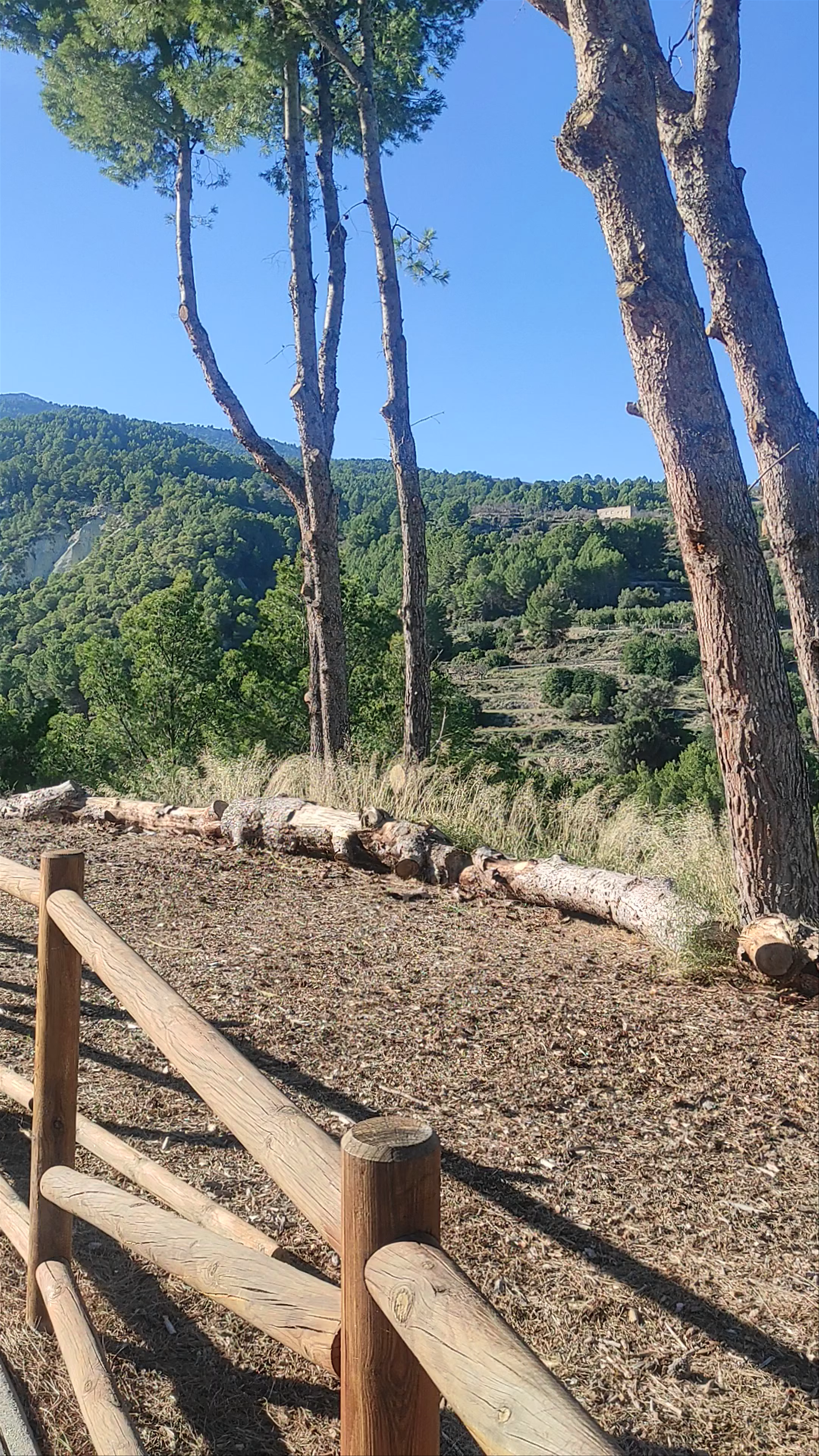 Mirador Del Castillo de Guadalest: Panoramic Nature Views in Valencian Community