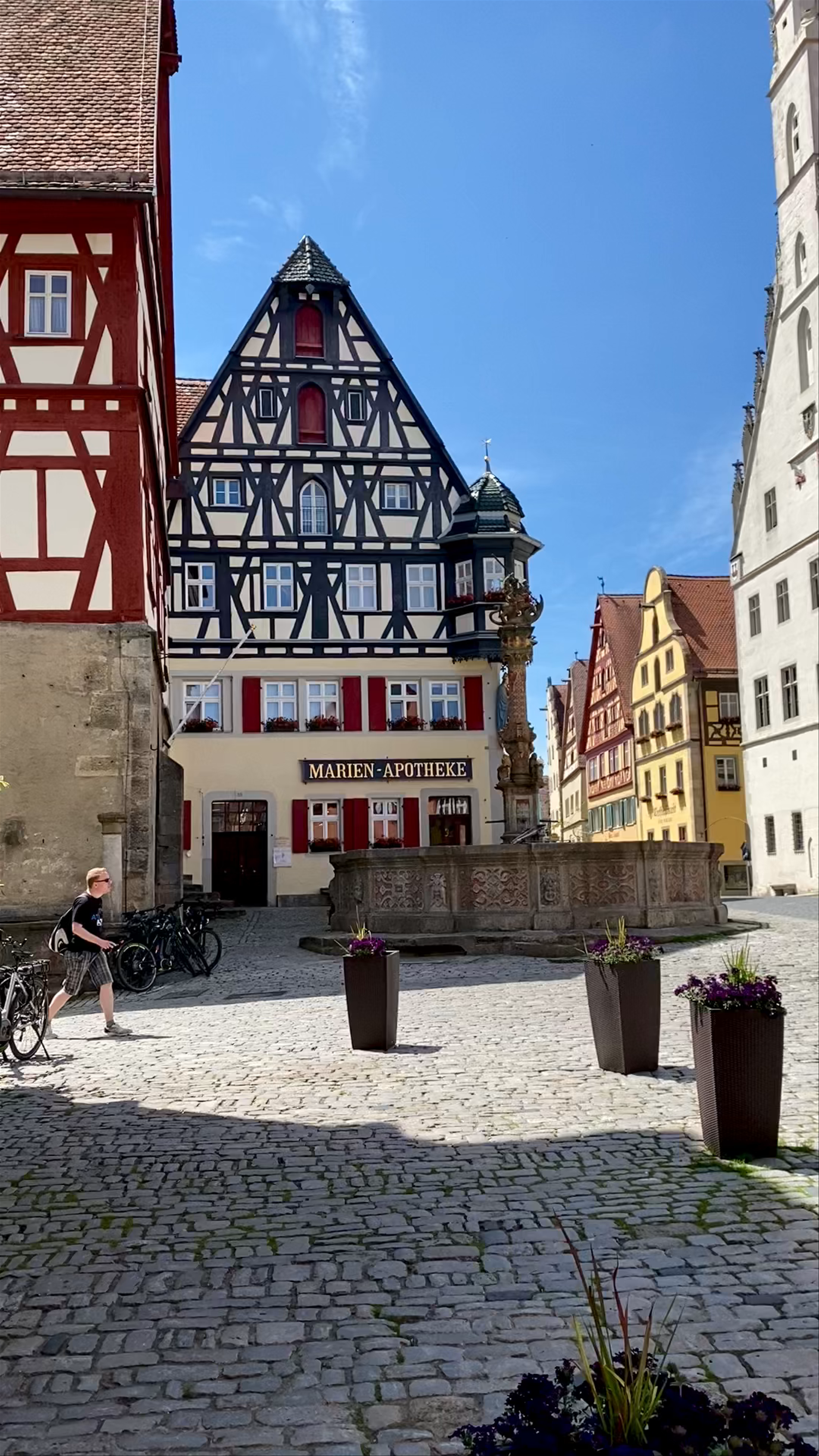 Charming Gothic and Medieval Streets of Rothenburg ob der Tauber