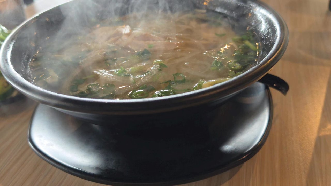 Linh's Bistro - Video - Vietnamese Near Me - Dayton, Ohio