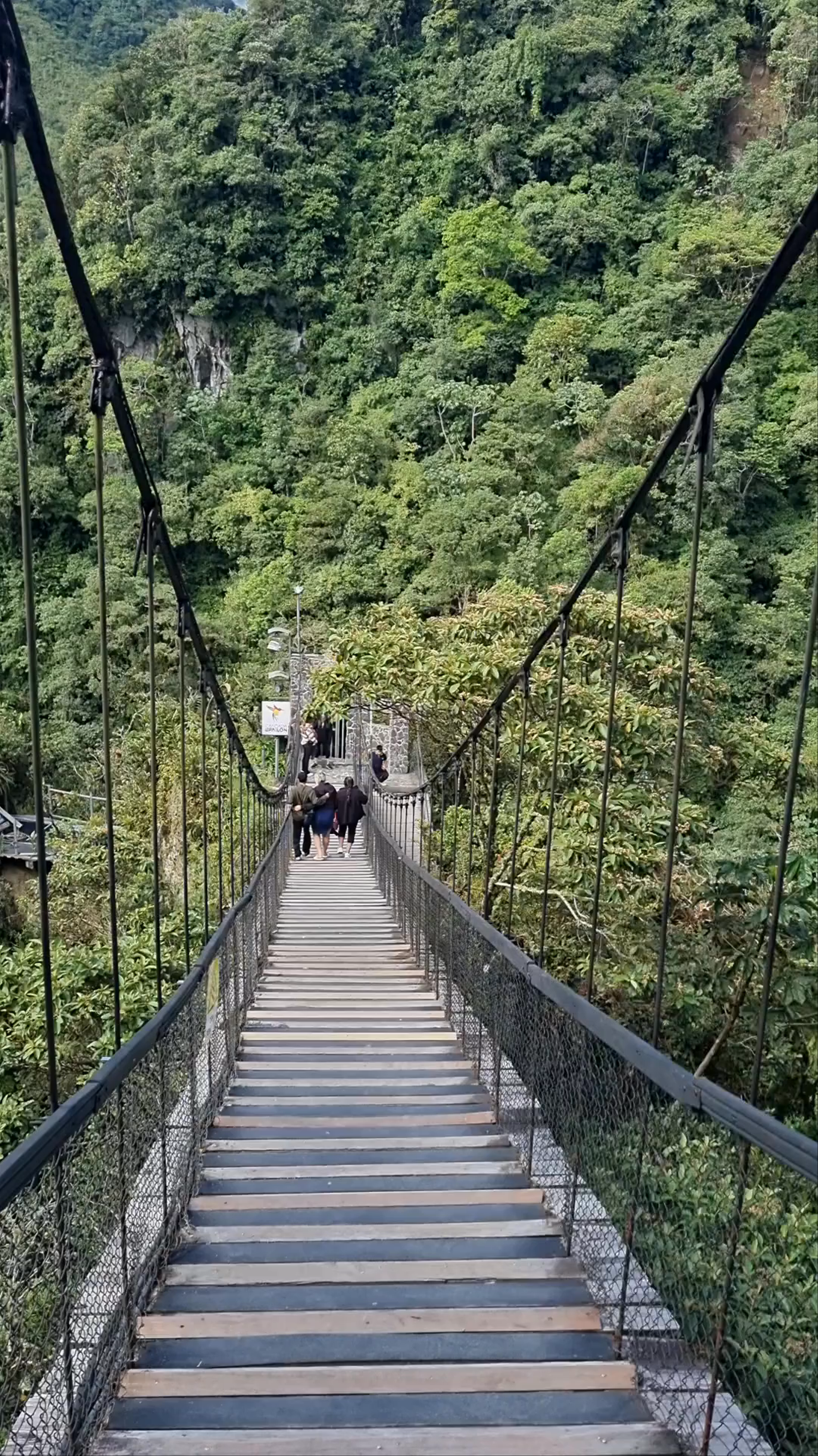 Pailon del Diablo: Ecuador’s Majestic Waterfall Suspension Bridge Adventure