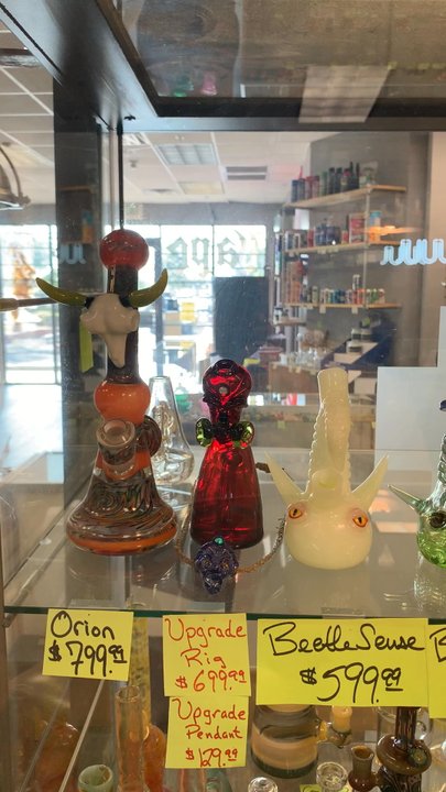 Spanky's Smoke Shop - Local artist blown glass - Tobacco Shops Near Me - Peoria, Arizona
