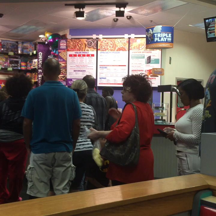 Chuck E. Cheese - Really nice place!!!!! Fun - Pizza Near Me - Clearwater, Florida