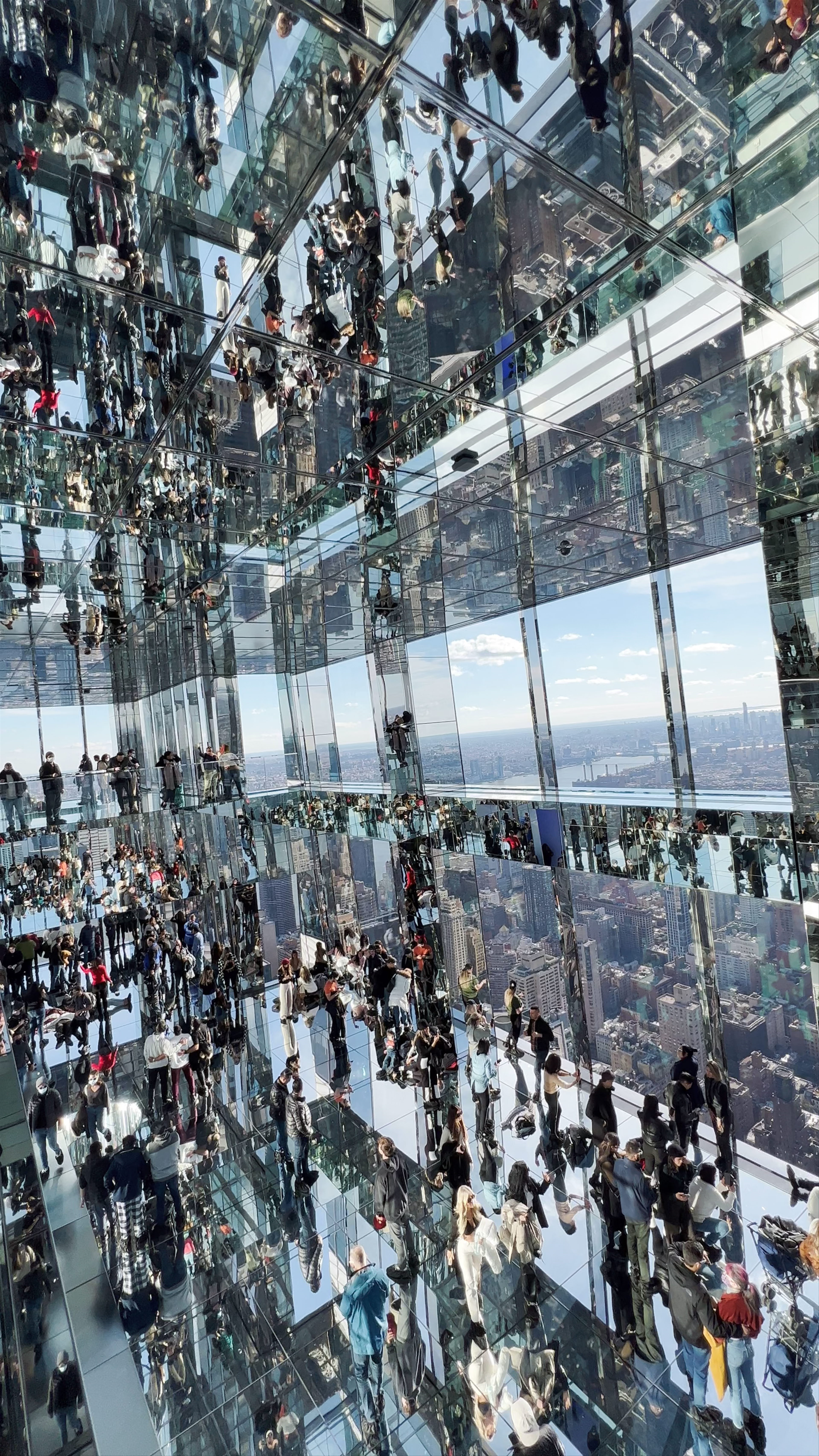 Summit Observatory: Mirrored Marvel in New York City