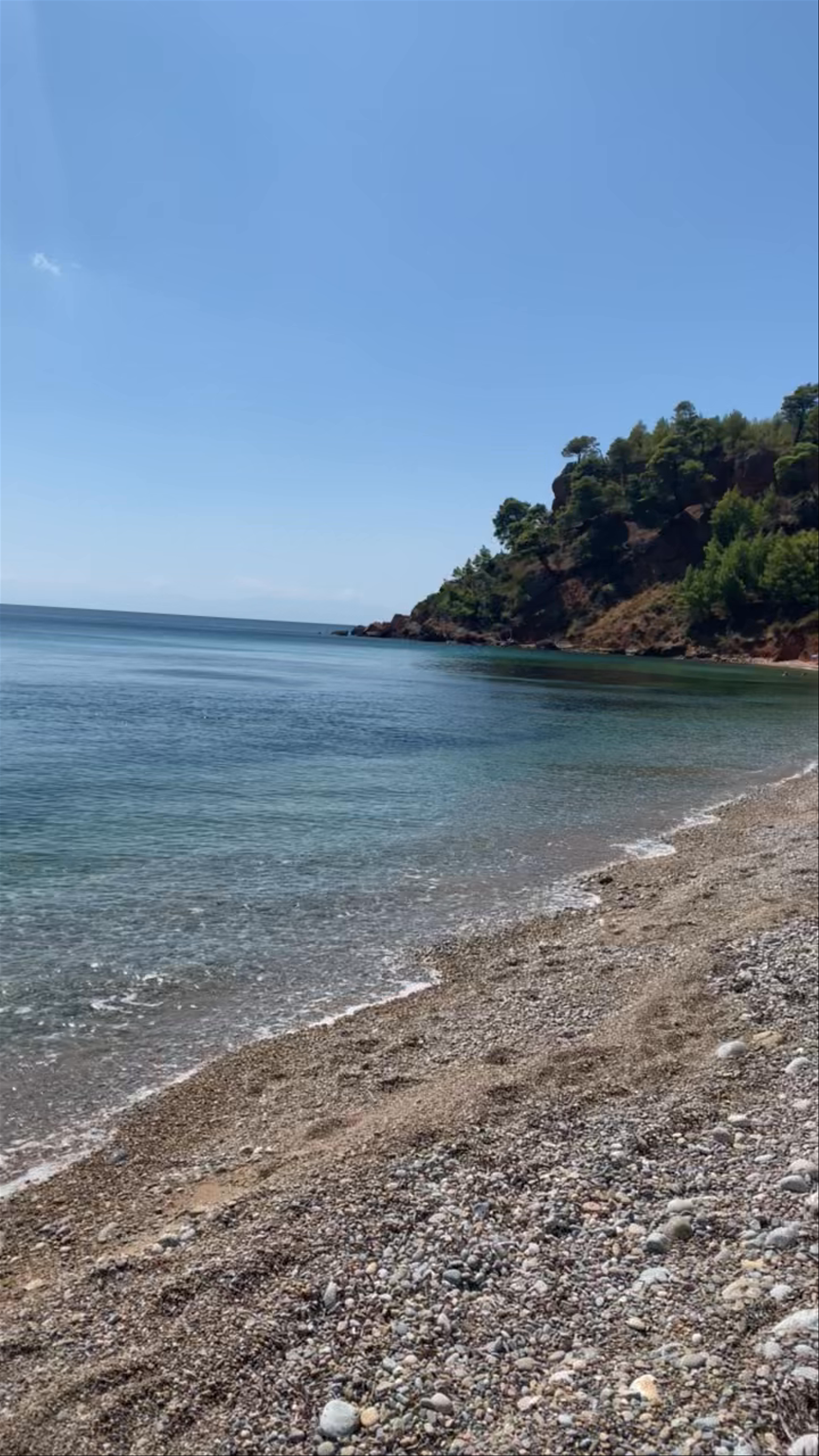 Kokkinokastro Beach: Serene Coastal Escape in Alonnisos, Greece