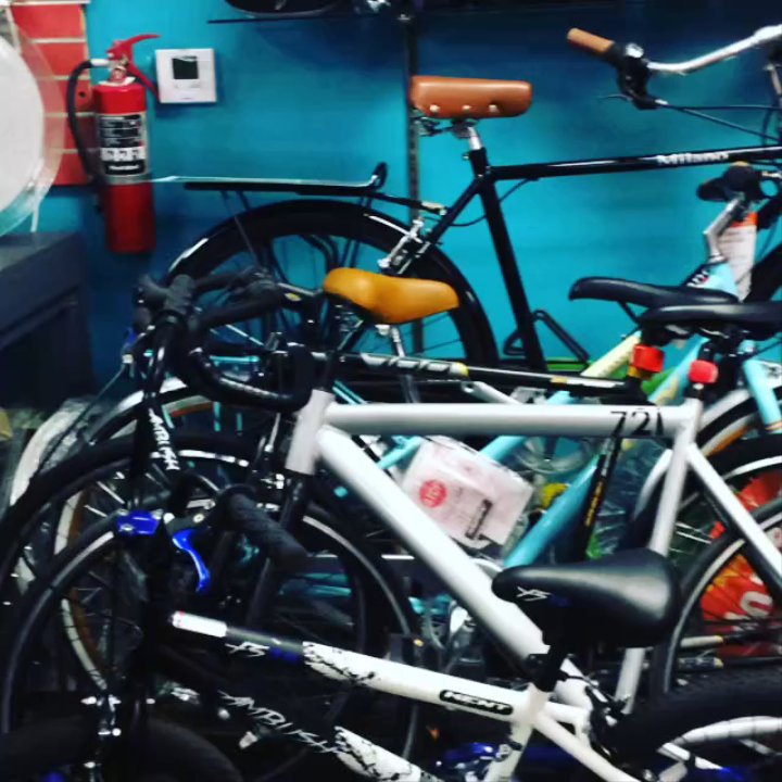 Retro Xpress Bicycles - Bike Repair/Maintenance Near Me - Van Nuys, California