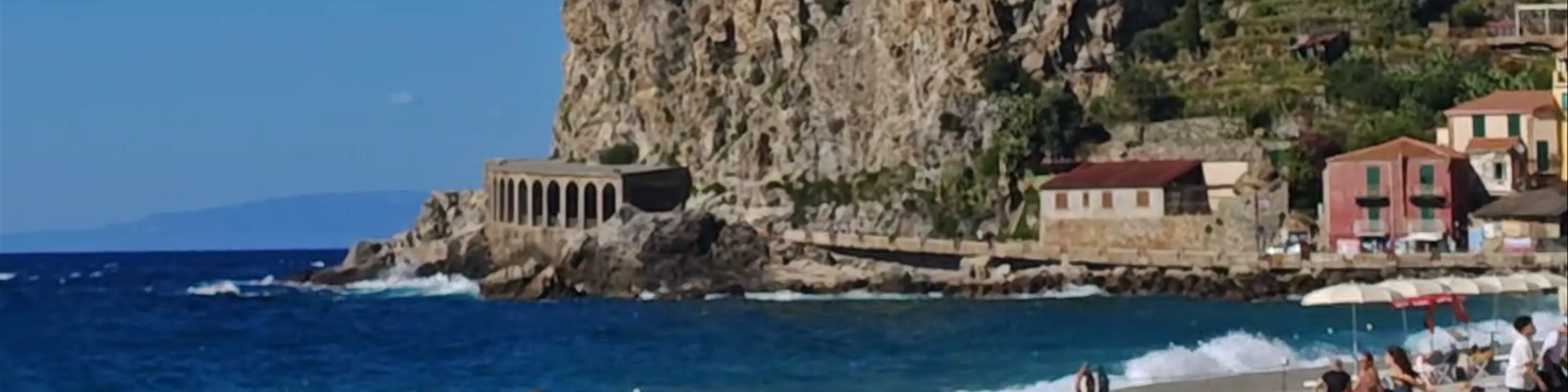 Spiaggia Di Scilla