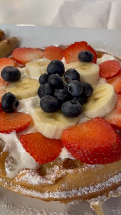 La Luna Cafe - I'm allergic to banana - Coffee & Tea Near Me - Sioux Falls, South Dakota