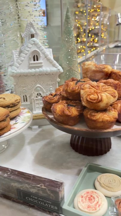 Springly - Pastries - Vietnamese Near Me - Fresno, California