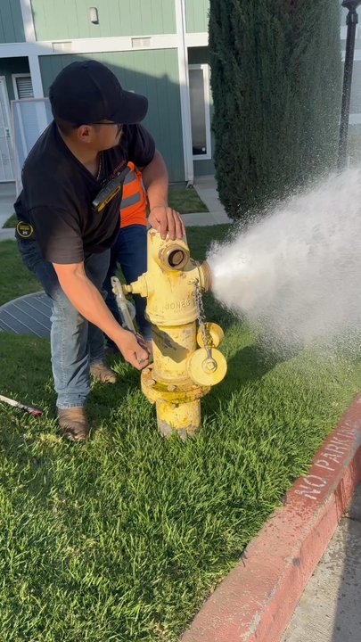 Sky Water Fire Protection - Opening/Closing the valve. - Fire Protection Services Near Me - Compton, California