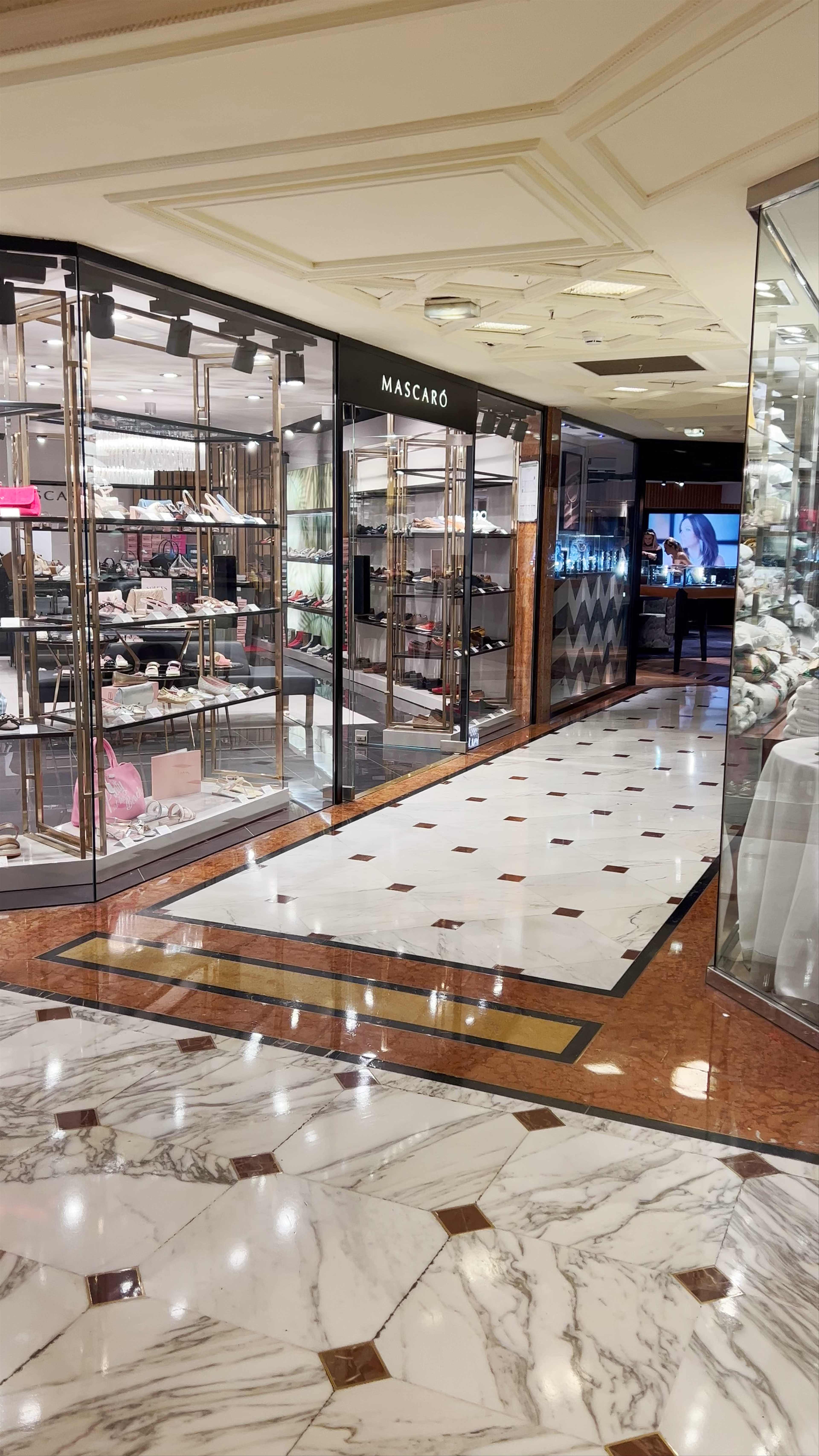 Luxury and Style at Metropole Shopping Monte-Carlo