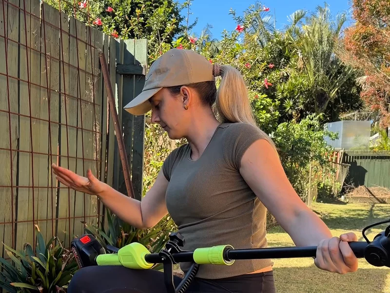 Gardening tool AD