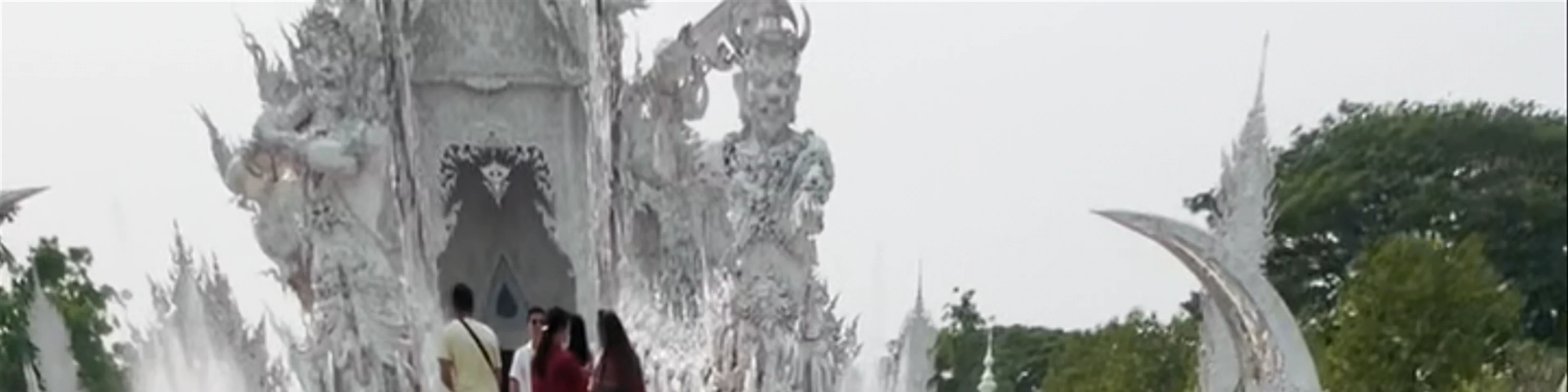 Wat Rong Khun - White Temple