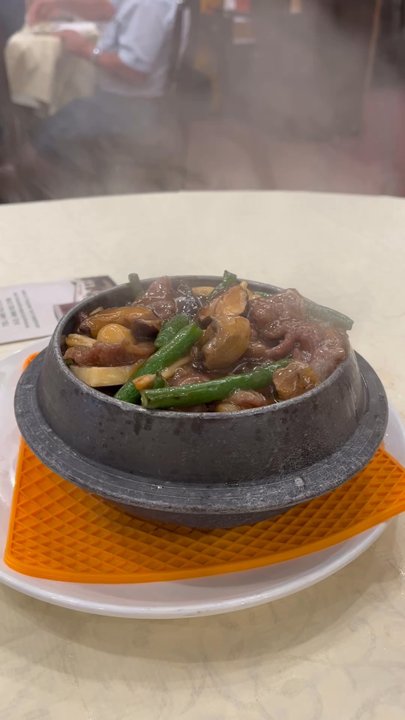 Mayflower Restaurant - Chinese Near Me - Milpitas, California