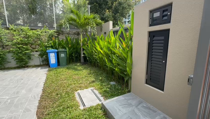 8 Bed Bungalow (Landed) for Sale in  Lucky Hill - Image 19