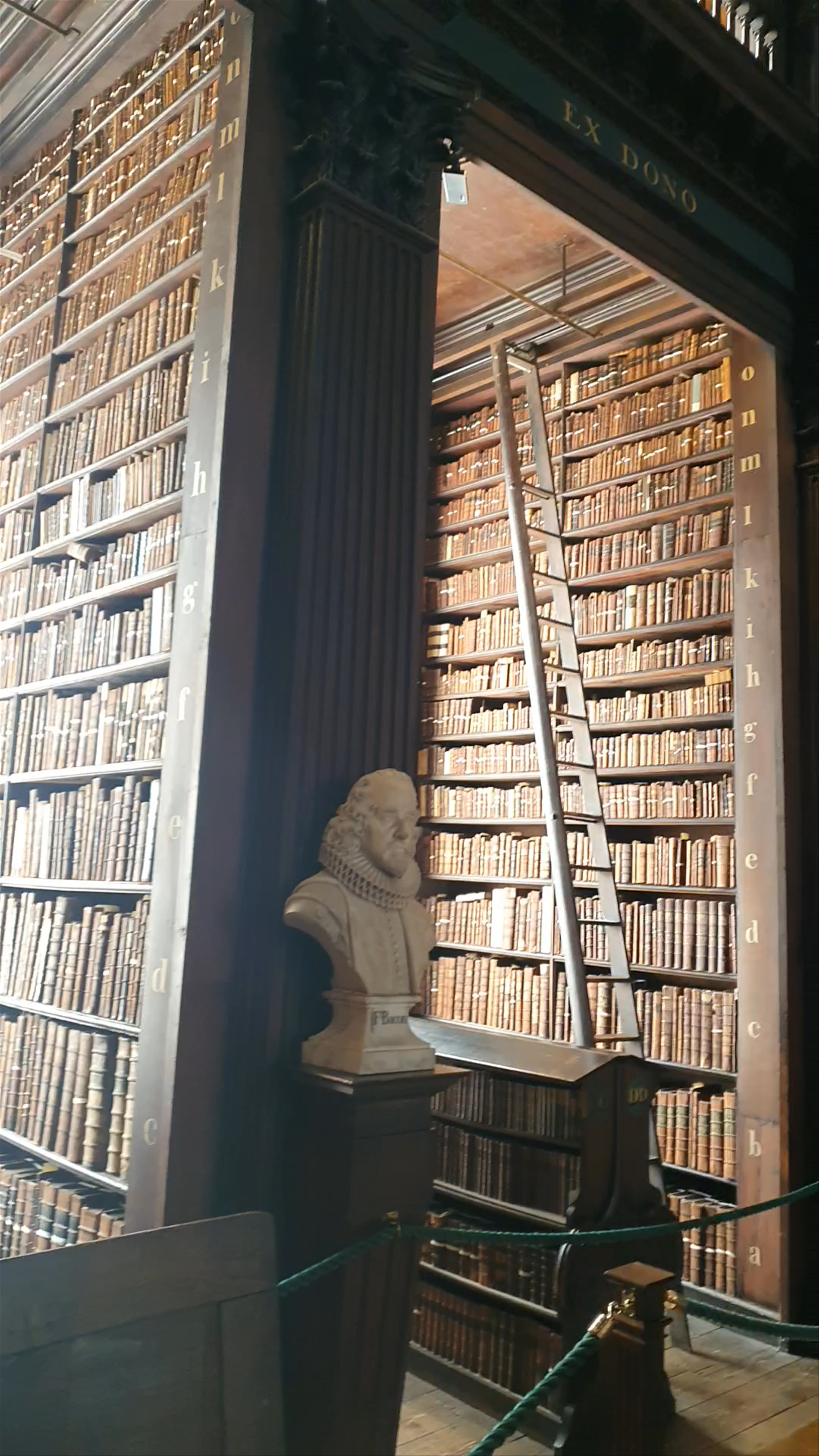 Trinity College Library and Book of Kells - Dublin's Historic Literary Treasure