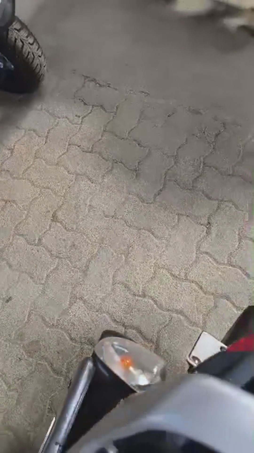 Walk-around video thumbnail