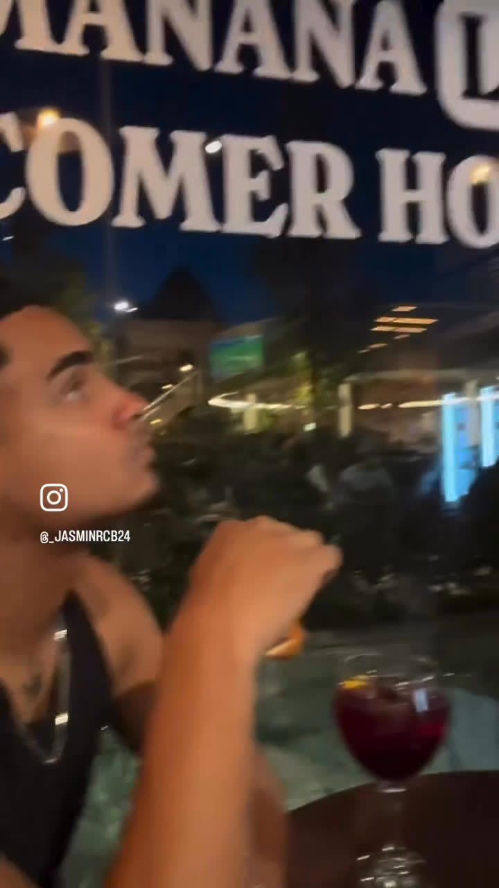 Vídeo UGC 2 de JASMIN