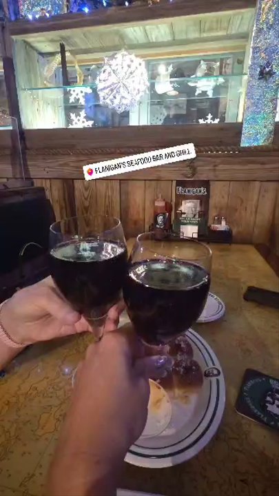 Flanigan's - Surfside - CHeers! - American Near Me - Surfside, Florida