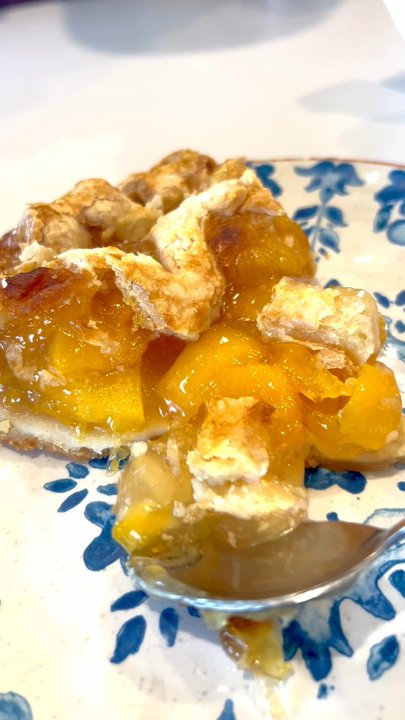 Butter Smith Kitchen & Pies - Peach Lattice Pie Slice - Breakfast & Brunch Near Me - Las Cruces, New Mexico