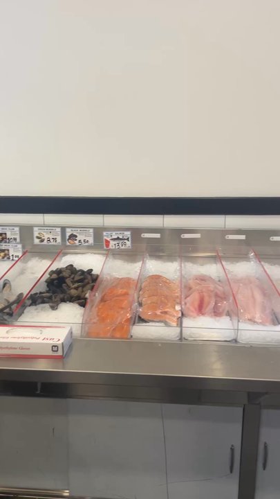 Ocean King Seafood - Inside market side - Seafood Near Me - Brooklyn, New York