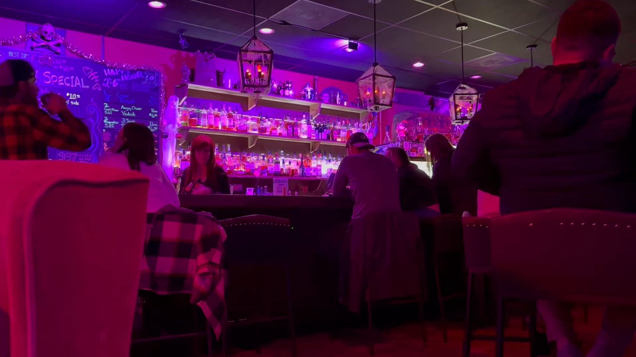 Mutiny Ocala - Great vibe - Bars Near Me - Ocala, Florida