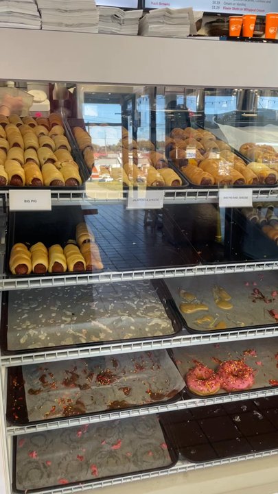 Donut King - Donuts Near Me - Covington, Georgia