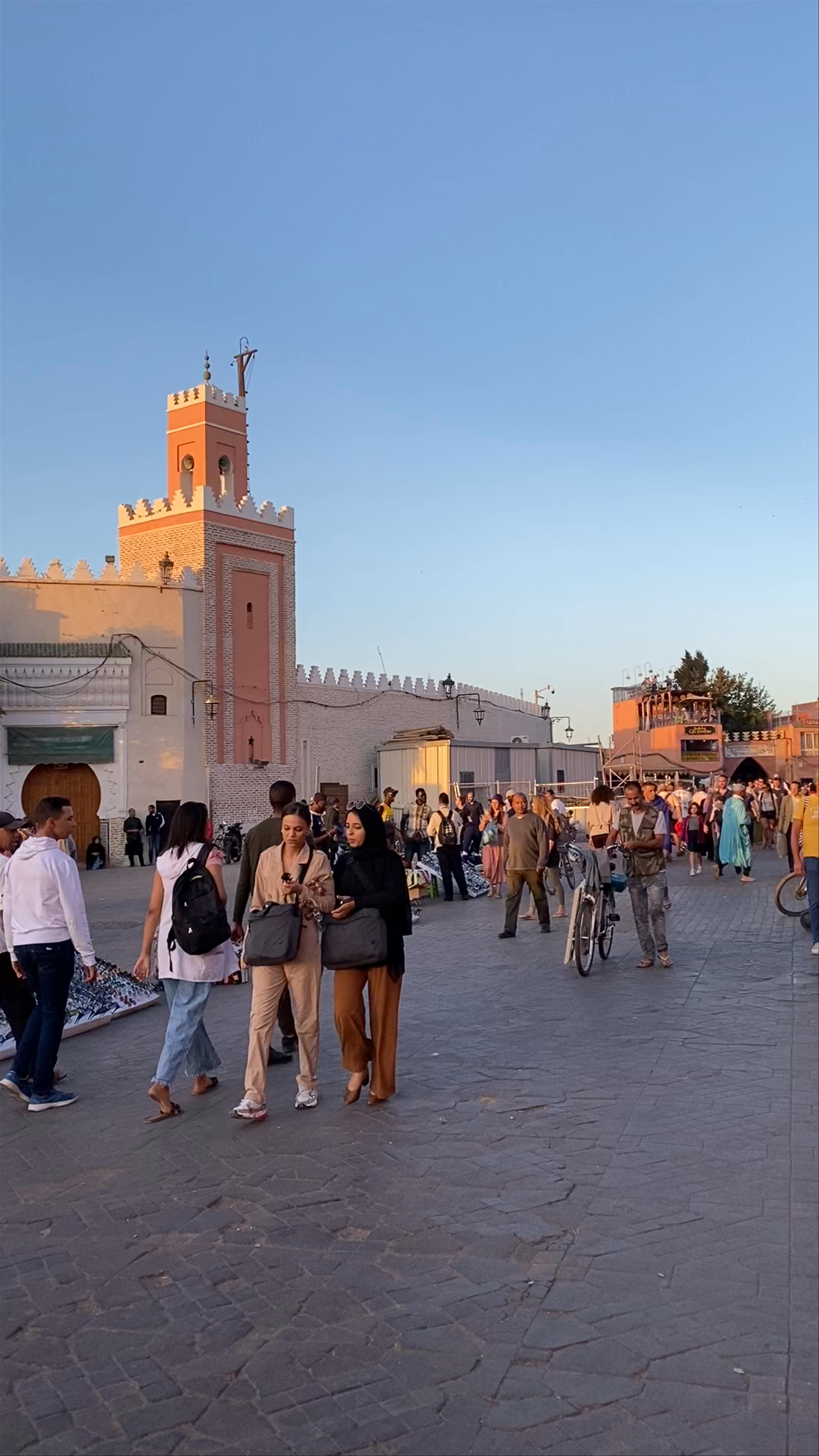 Plaza Jamaa el Fna: The Vibrant Heart of Marrakech