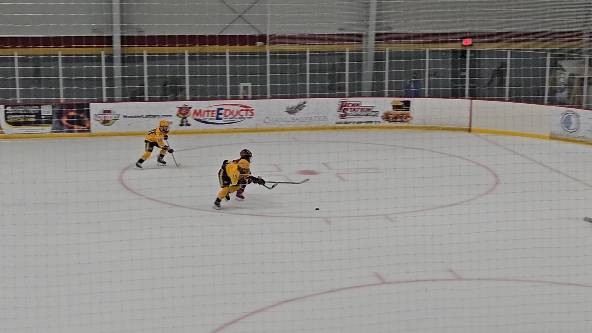 Desmond Garrett Splitting Defenders