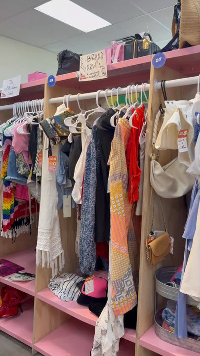 Indy Clover - Women's Clothing Near Me - Las Vegas, Nevada
