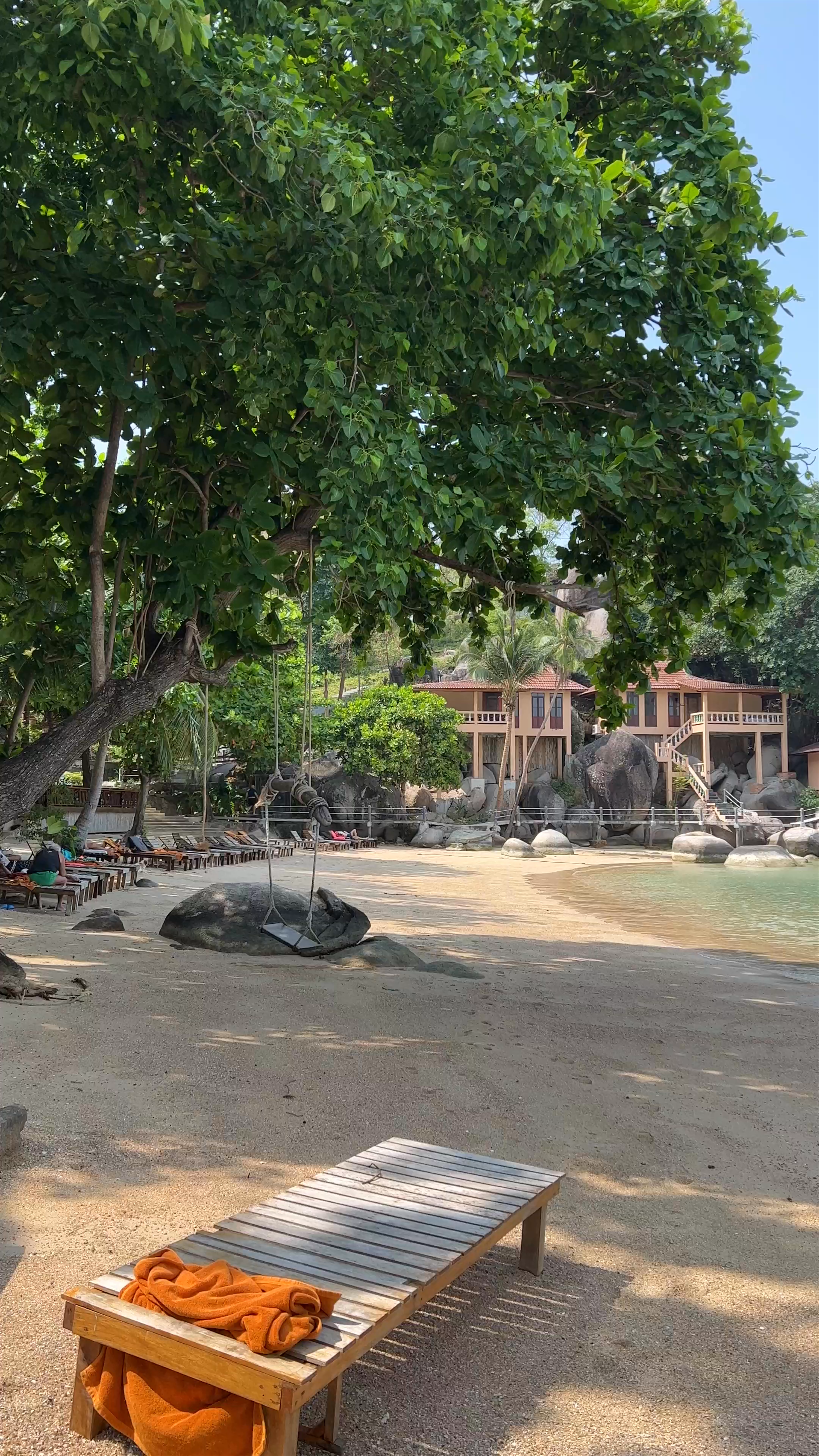 Taa Toh Lagoon Beach: Serene Tropical Escape in Ko Tao, Thailand