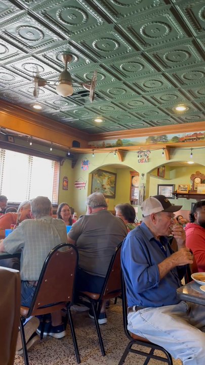 Chaf In Restaurant - Breakfast & Brunch Near Me - Cleburne, Texas