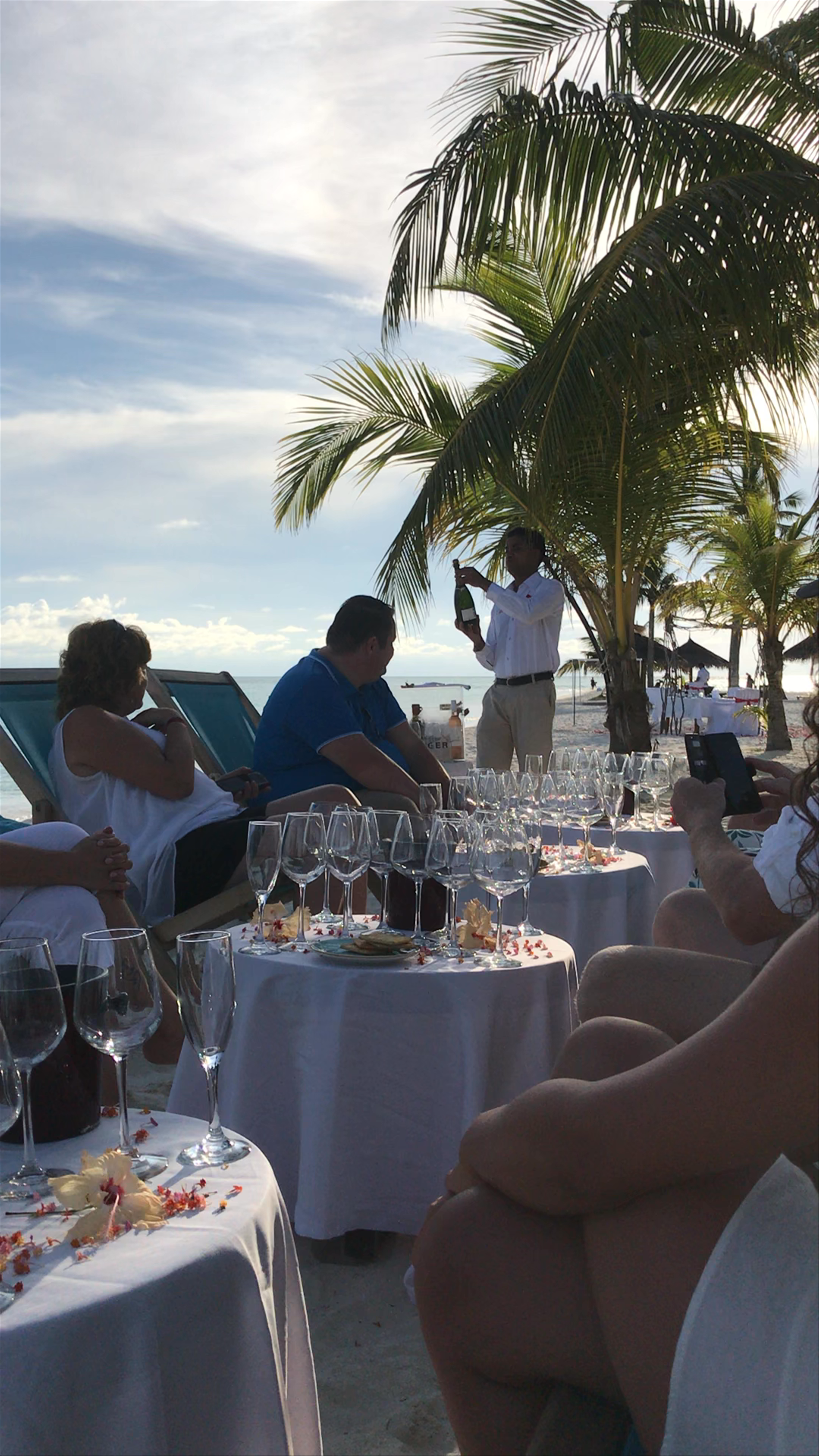 Kureda Island Resort 