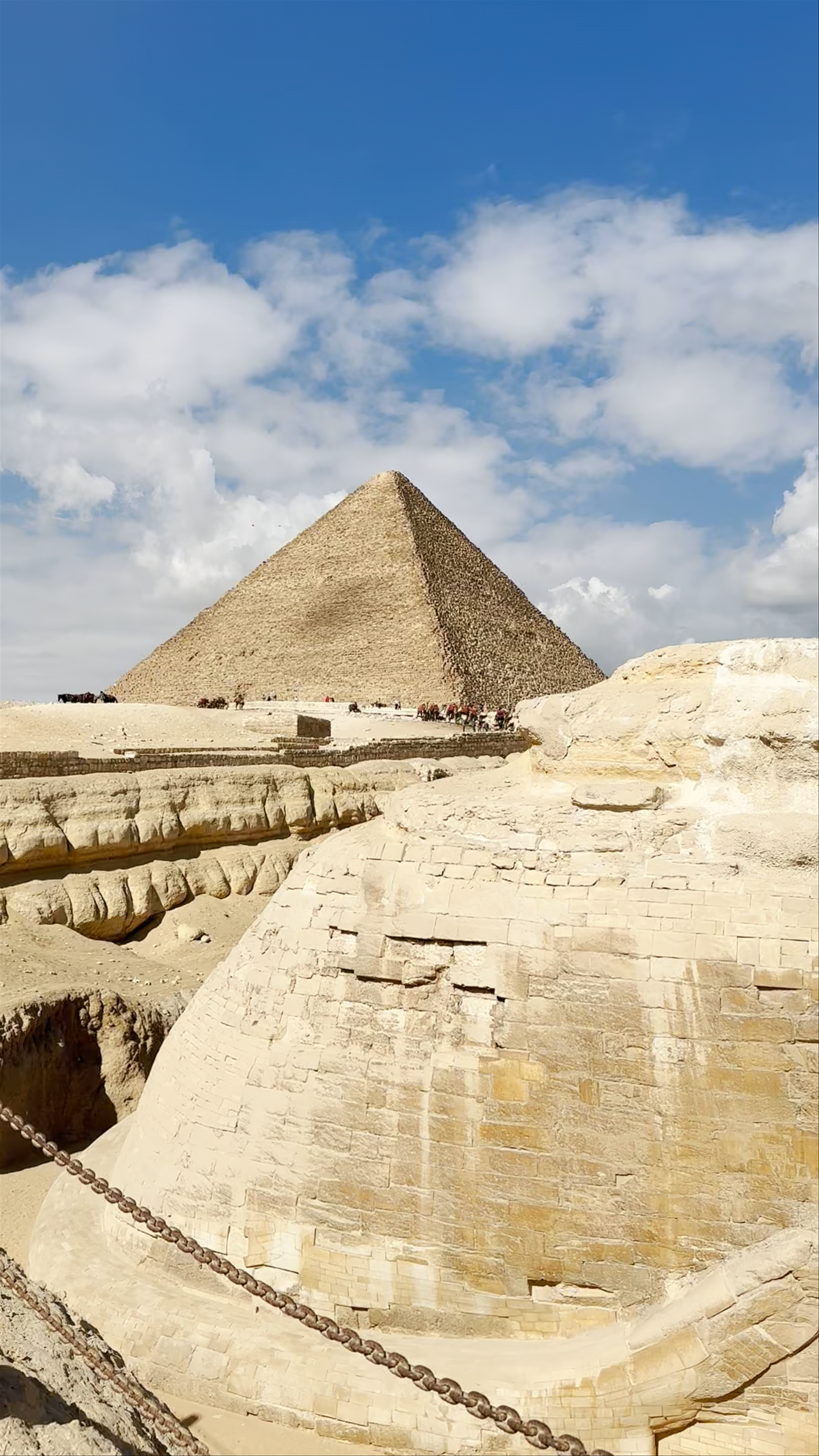 The Great Sphinx and Pyramid of Giza: Timeless Wonders of Egypt