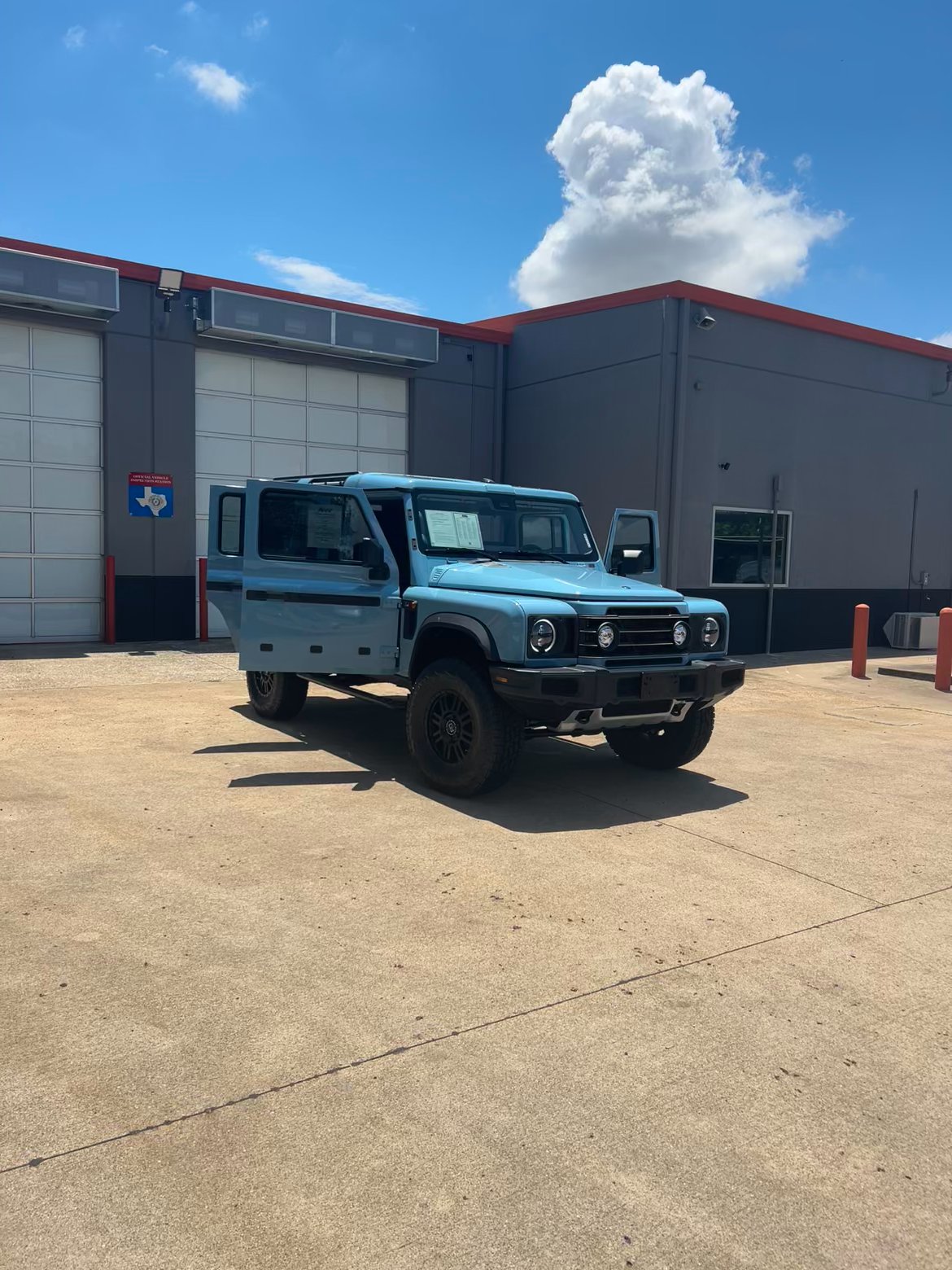 Lifted Trucks - #TX10134 - 2025 Ineos Grenadier Fieldmaster
