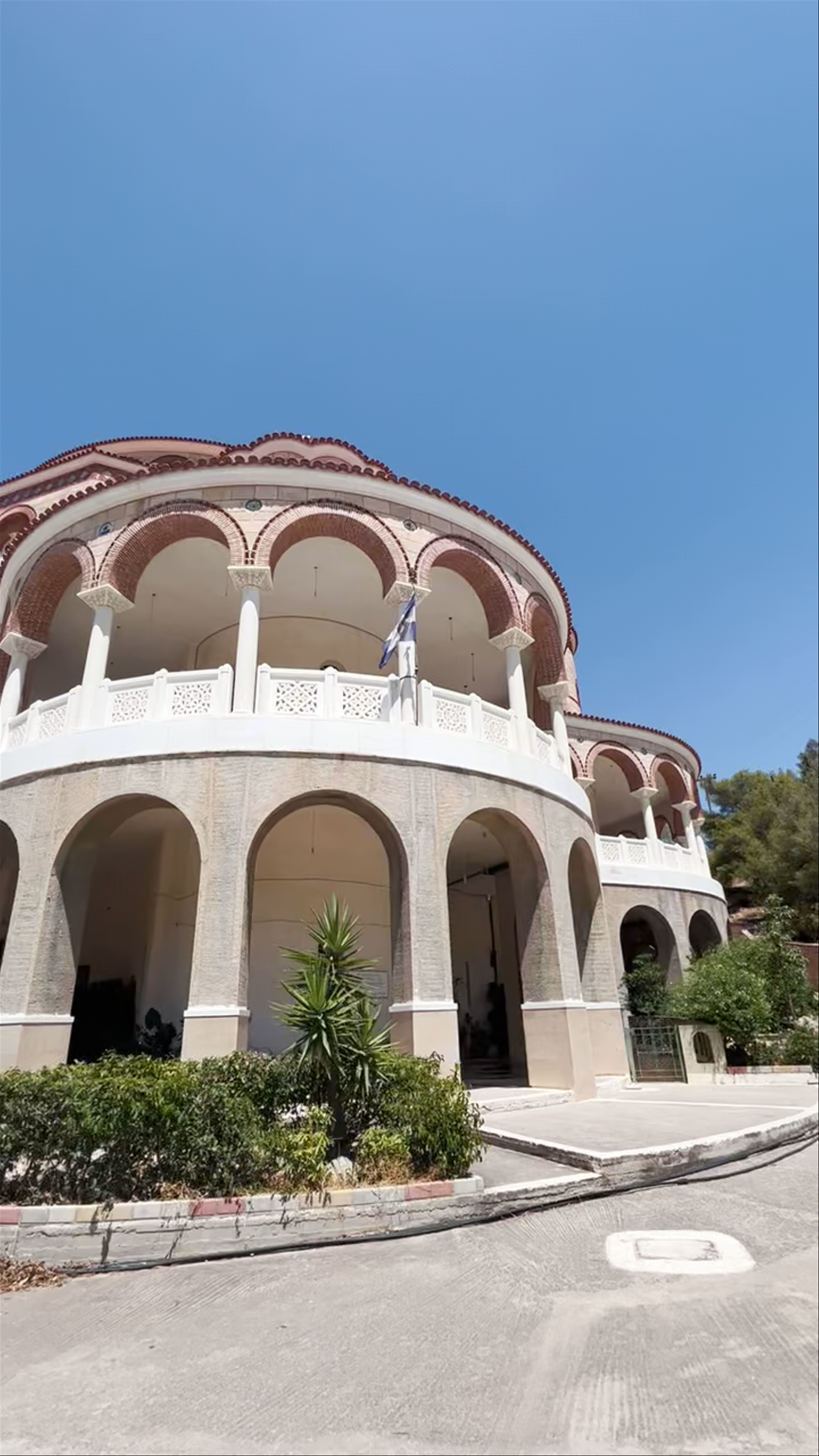 Ιερά Μονή Αγίας Τριάδος - Αγίου Νεκταρίου Αιγίνης: A Serene Greek Monastery Escape
