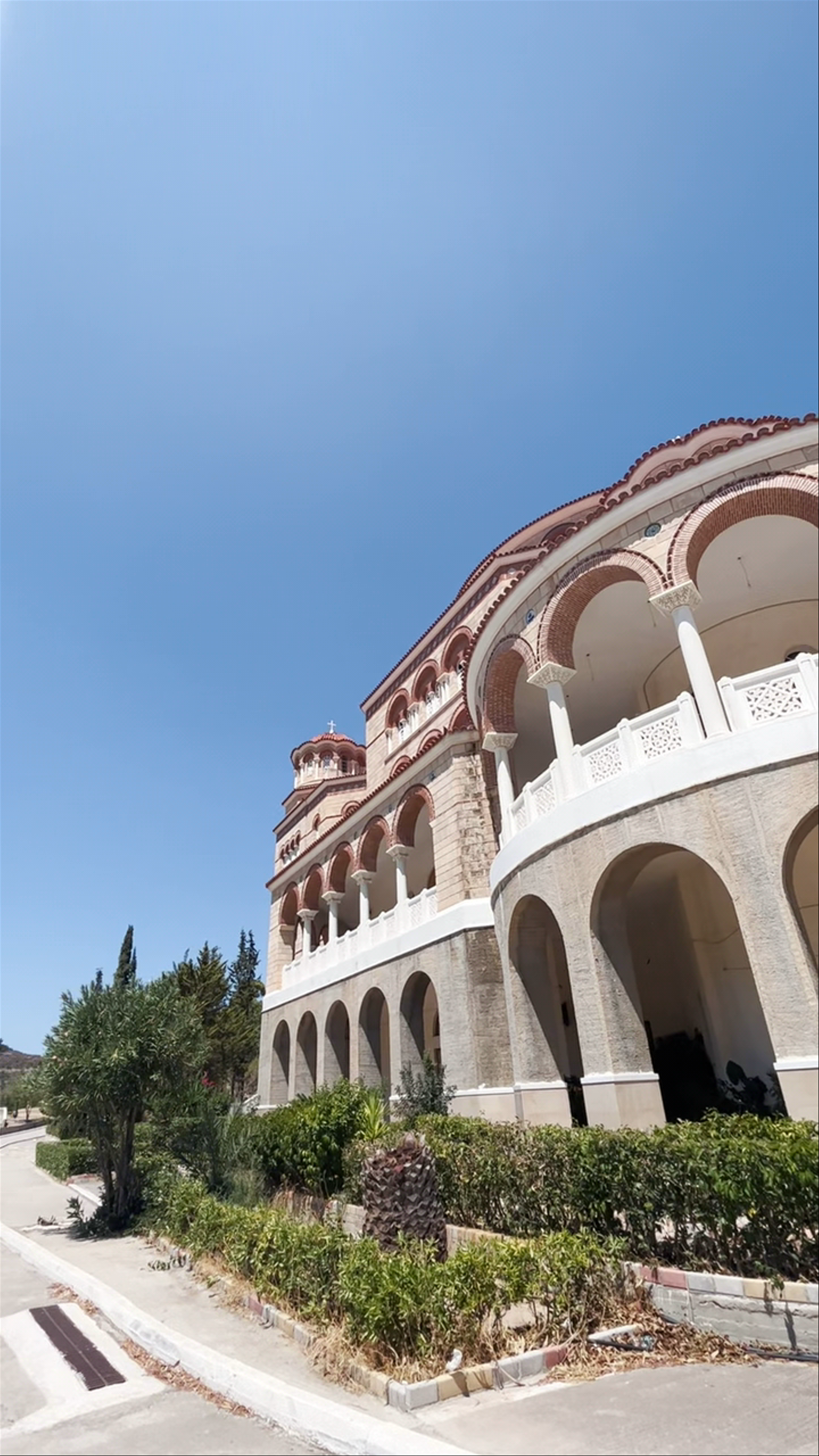Ιερά Μονή Αγίας Τριάδος - Αγίου Νεκταρίου Αιγίνης