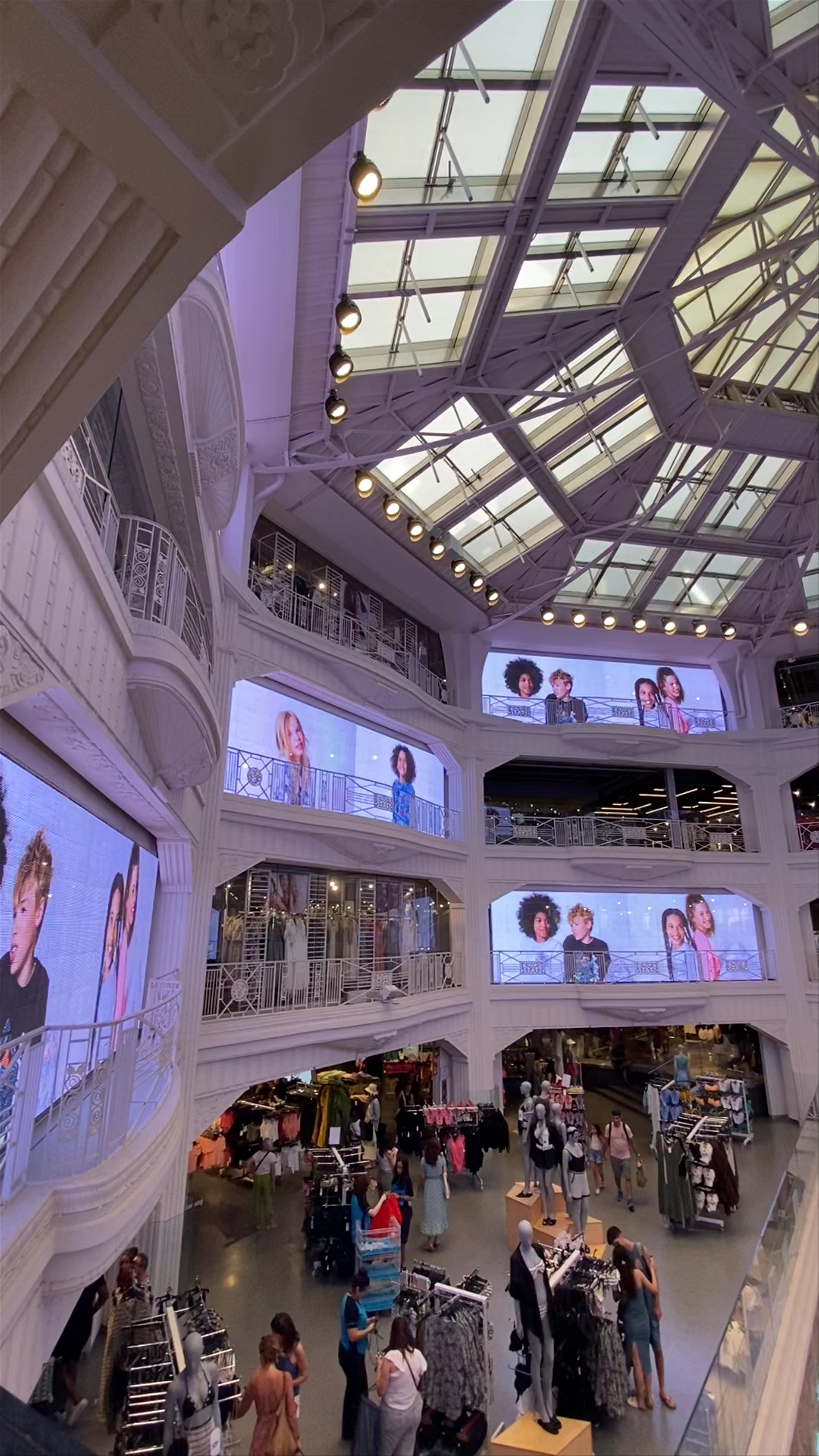 Primark Shopping Experience at Gran Vía, Madrid
