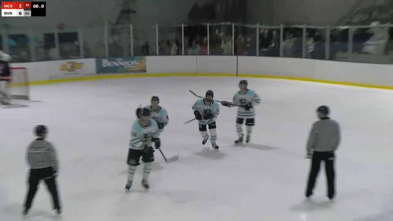 Avery Jones' Epic Buzzer Beater for Rogue Valley Royals!