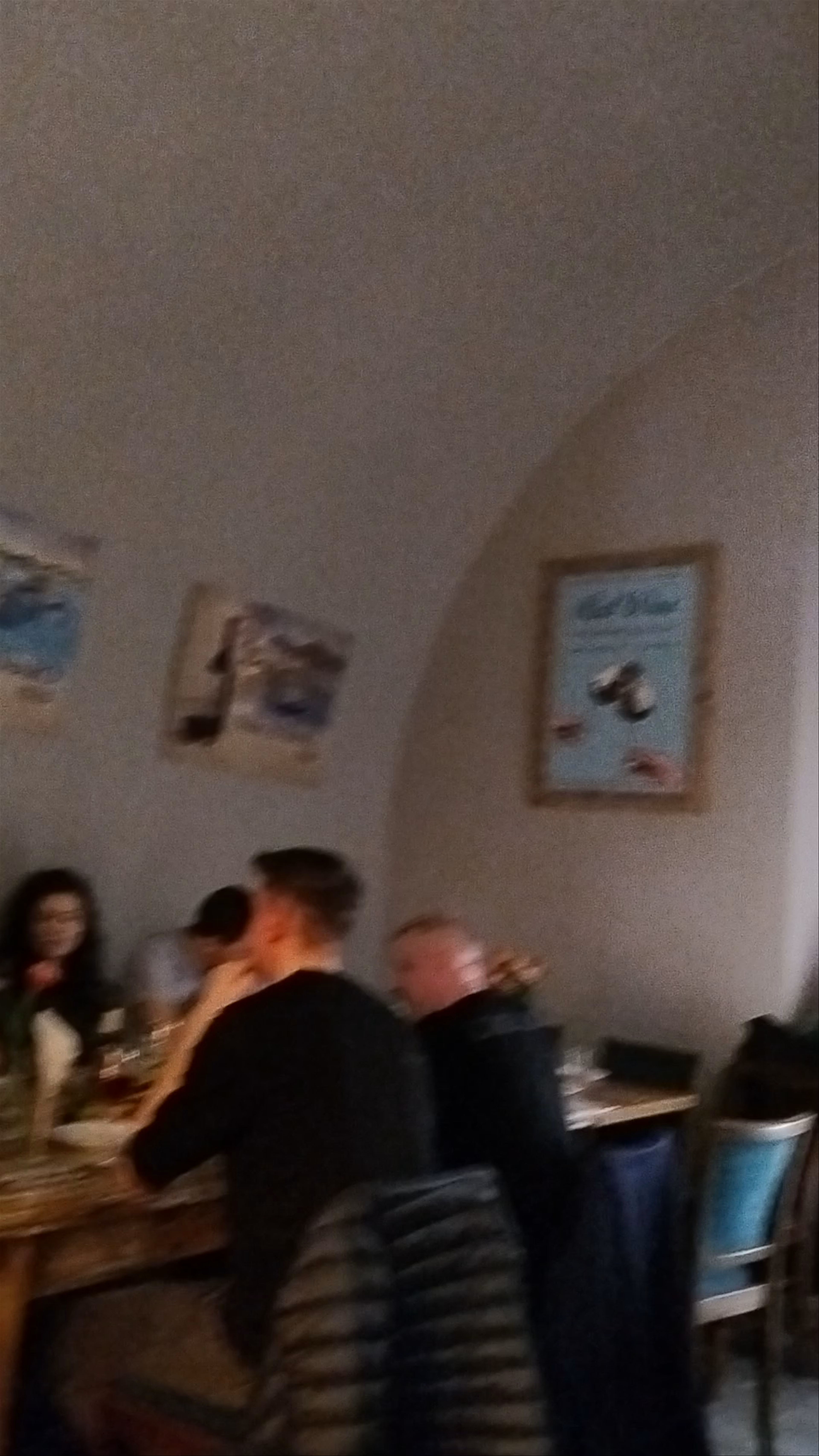 Cozy Evening at Stara Winiarnia Lublin: Warm Ambiance & Social Vibes