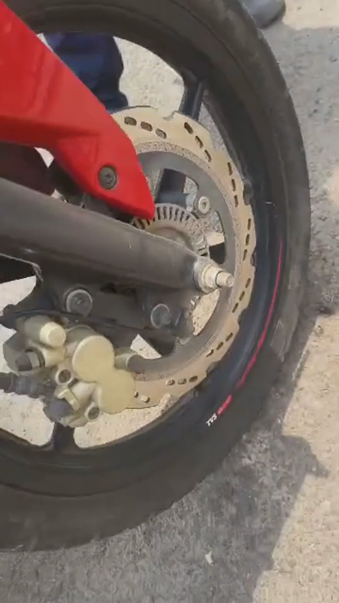 Walk-around video thumbnail