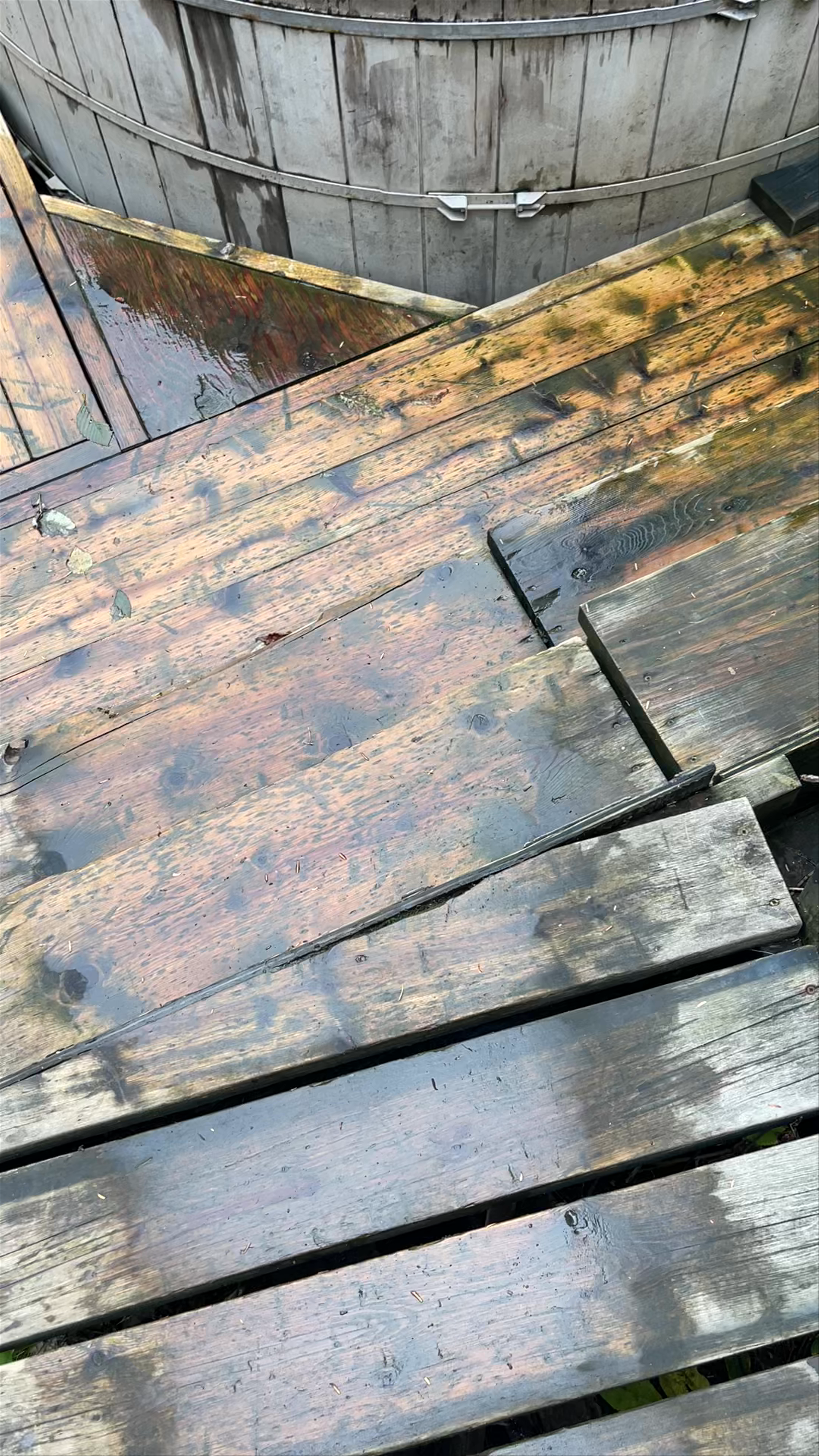 Hlgu Isgwit Hot Springs