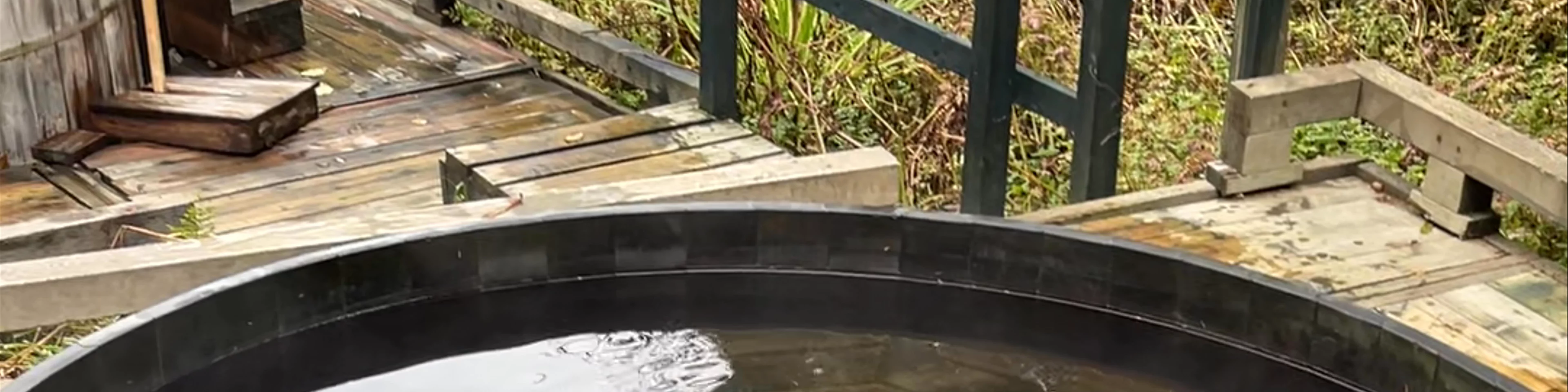 Hlgu Isgwit Hot Springs