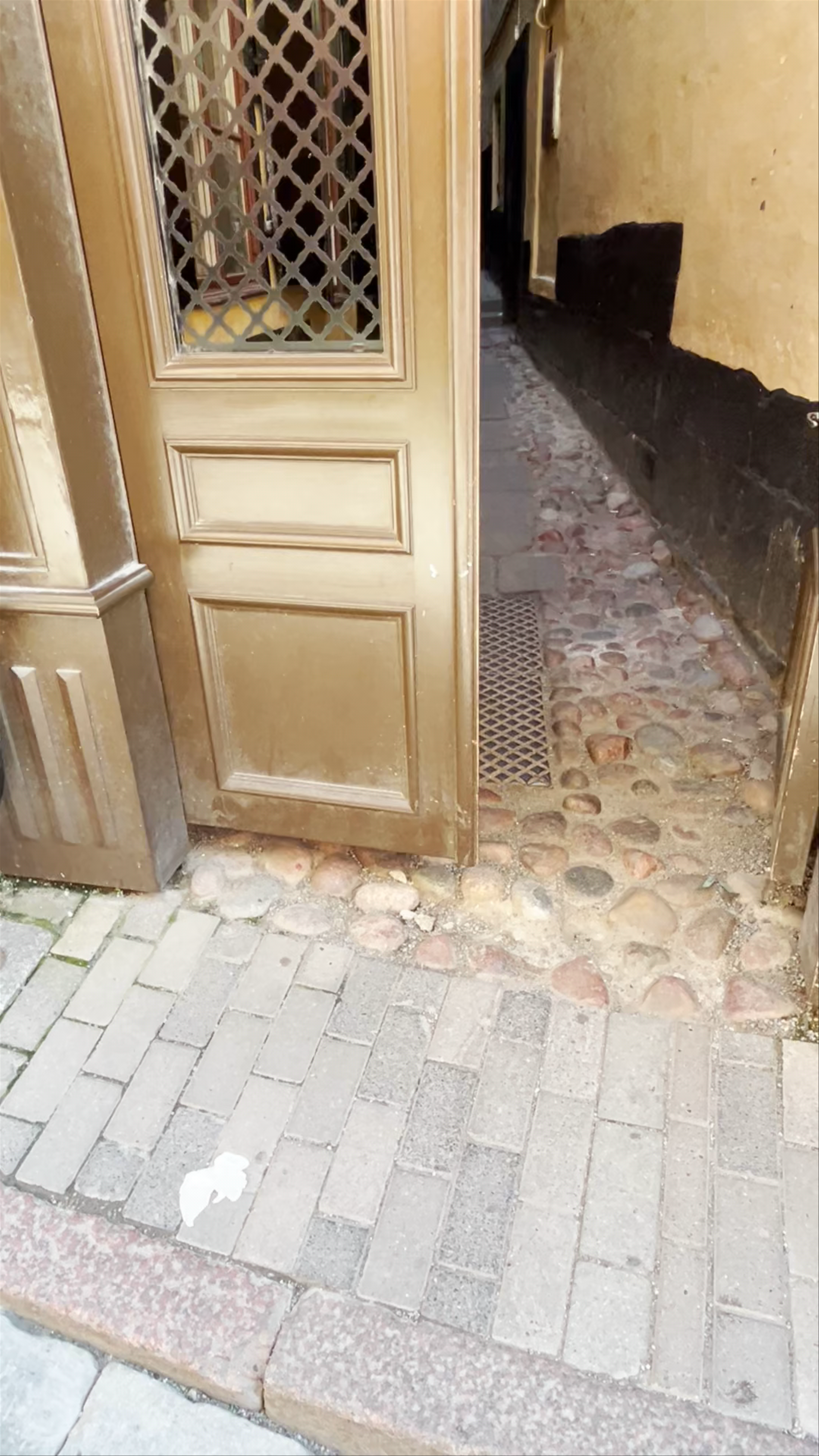 Exploring Stockholm’s Narrowest Street: Mårten Trotzigs Gränd